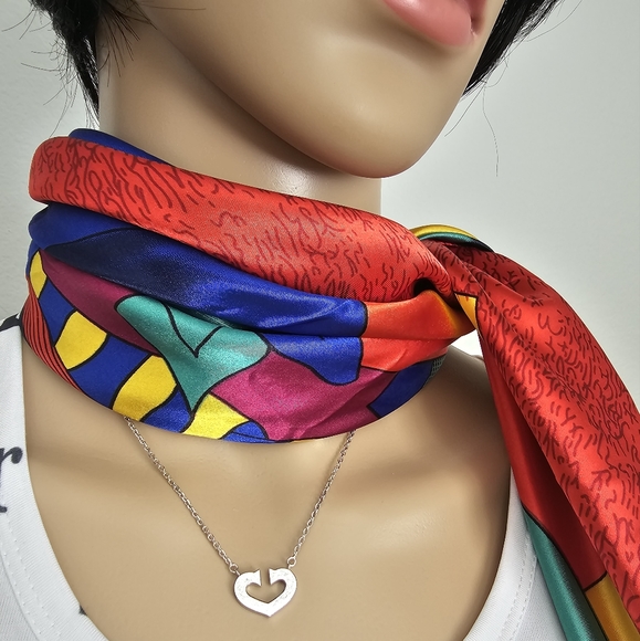 Cartier Necklace C heart White 18K Gold - Picture 2 of 16